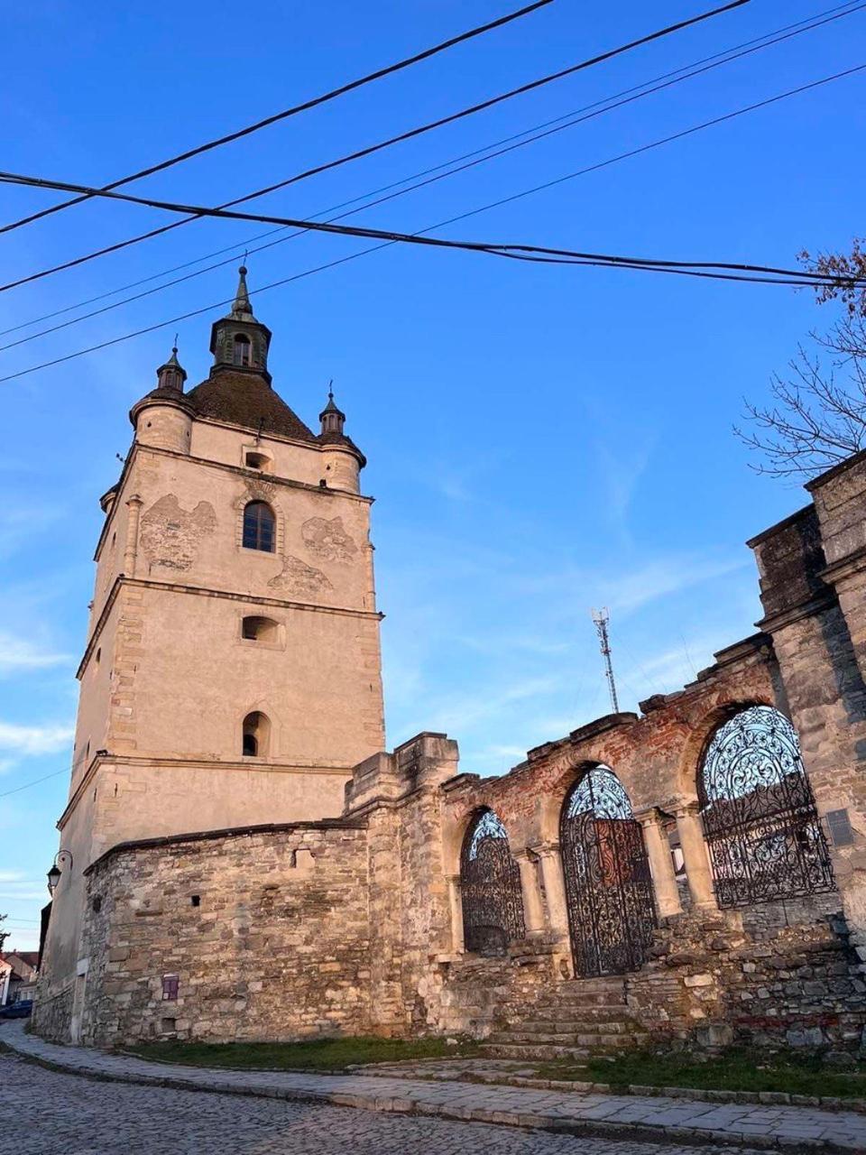 Luxury Live * Kamianets-Podilskyi